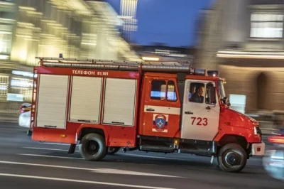 В РОСТОВЕ В ДВУХ ТОРГОВЫХ ЦЕНТРАХ ПРОИЗОШЛИ ПОЖАРЫ