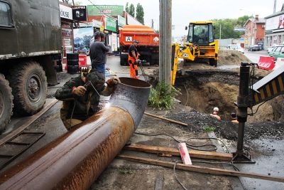 В РОСТОВЕ И БАТАЙСКЕ НА СУТКИ ОГРАНИЧАТ ПОДАЧУ ВОДЫ