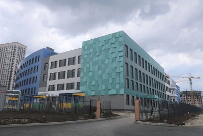 НА ЛЕВОМ БЕРЕГУ ДОНА НОВАЯ ШКОЛА ПРИМЕТ УЧЕНИКОВ С 1 СЕНТЯБРЯ