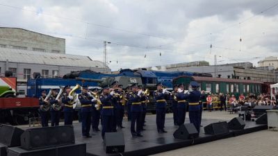В РОСТОВ-НА-ДОНУ ПРИБЫЛ РЕТРОПОЕЗД «ПОБЕДА»