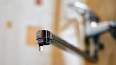 ЖИТЕЛИ ПОЧТИ 150 ДОМОВ ОСТАЮТСЯ БЕЗ ГОРЯЧЕЙ ВОДЫ