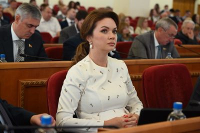 ДЕПУТАТА ЗАКСОБРАНИЯ РОСТОВСКОЙ ОБЛАСТИ ЛИШИЛИ УЧЕНОЙ СТЕПЕНИ ПО ЭКОНОМИКЕ
