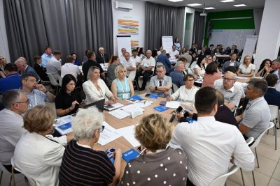 В РОСТОВСКОЙ ОБЛАСТИ СТАРТОВАЛО ОБСУЖДЕНИЕ ИНИЦИАТИВ ПО ОБНОВЛЕНИЮ СТРАТЕГИИ РАЗВИТИЯ РЕГИОНА