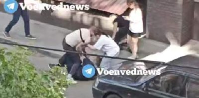 КОНФЛИКТ ИЗ-ЗА ПАРКОВКИ В РОСТОВЕ ЗАКОНЧИЛСЯ УГРОЗАМИ С ОРУЖИЕМ