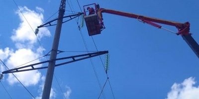 В ТАГАНРОГЕ В КРУГЛОСУТОЧНОМ РЕЖИМЕ УСТРАНЯЮТ ПРОБЛЕМЫ С ЭЛЕКТРОСНАБЖЕНИЕМ