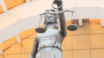 В РОСТОВЕ В СУД НАПРАВИЛИ ДЕЛО УЧАСТНИКА ПОЛИЦЕЙСКОЙ ОПГ