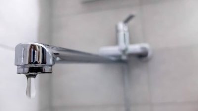 В РОСТОВСКОЙ ОБЛАСТИ НЕСКОЛЬКО РАЙОНОВ И ПОСЕЛКОВ ОСТАЛИСЬ БЕЗ ВОДЫ ИЗ-ЗА АВАРИИ