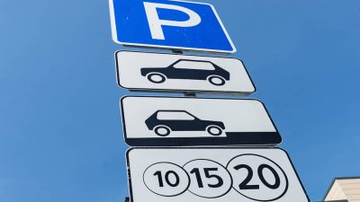 В ОКТЯБРЕ ОТКРОЮТ НОВЫЕ ПЛАТНЫЕ ПАРКОВКИ В РОСТОВЕ