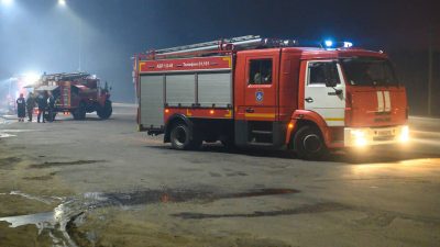 В РОСТОВСКОЙ ОБЛАСТИ ПОСЛЕ АТАКИ БПЛА ВОЗНИКЛО ТРИ ПОЖАРА