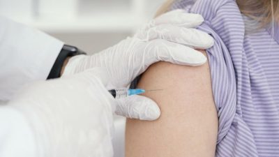 МИНЗДРАВ: В РОСТОВСКОЙ ОБЛАСТИ ДЕФИЦИТА ВАКЦИН ОТ ВЕТРЯНКИ НЕТ