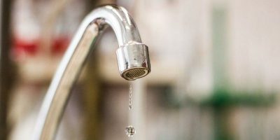 ЦЕНТР РОСТОВА ОСТАЛСЯ БЕЗ ВОДЫ ИЗ-ЗА ПОРЫВА НА ВОДОВОДЕ