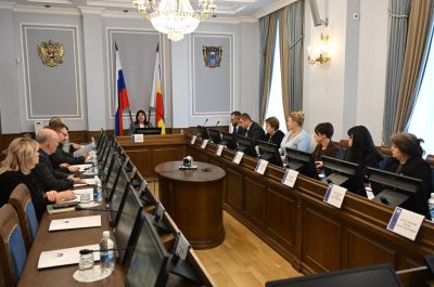 В РОСТОВСКОЙ ОБЛАСТИ ОБСУДИЛИ МЕРЫ ПОДДЕРЖКИ ДЛЯ МЕДИААКТИВНОСТИ НКО