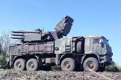 В ДОНСКОМ ХУТОРЕ МИНУВШЕЙ НОЧЬЮ ОТ БПЛА ПОСТРАДАЛО ЧАСТНОЕ ПОДВОРЬЕ