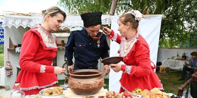 В РОСТОВСКОЙ ОБЛАСТИ ВПЕРВЫЕ ПРОЙДЁТ ДВУХНЕДЕЛЬНЫЙ ФЕСТИВАЛЬ РУССКОЙ КУХНИ