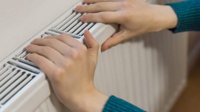 В РОСТОВЕ ИЗ-ЗА АВАРИИ БЕЗ ОТОПЛЕНИЯ ОСТАЛСЯ 21 МНОГОКВАРТИРНЫЙ ДОМ