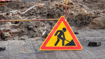 НА ДОНУ ВВЕЛИ ЗАПРЕТ НА ПЛАНОВЫЙ РЕМОНТ КОММУНИКАЦИЙ В ПРАЗДНИКИ