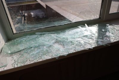 В ТАГАНРОГЕ ЖИЛЫЕ ДОМА И ГАЗОПРОВОД ПОВРЕЖДЕНЫ ПРИ АТАКЕ УКРАИНСКИХ ДРОНОВ