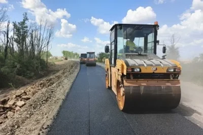 В РОСТОВСКОЙ ОБЛАСТИ НА РЕМОНТ ДОРОГ ПЛАНИРУЮТ НАПРАВИТЬ 33 МЛРД РУБЛЕЙ