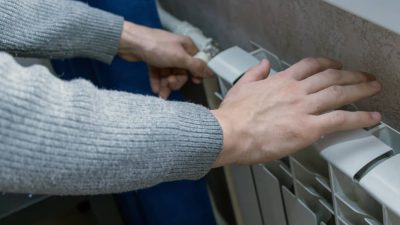 ИЗ-ЗА КОММУНАЛЬНОЙ АВАРИИ 10 ДОМОВ В СОВЕТСКОМ РАЙОНЕ РОСТОВА ОСТАЛИСЬ БЕЗ ТЕПЛА