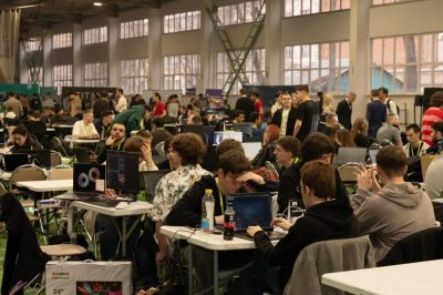 В РОСТОВЕ СТАРТОВАЛ XVIII ХАКАТОН С ПРИЗОВЫМ ФОНДОМ В 1 МЛН РУБЛЕЙ