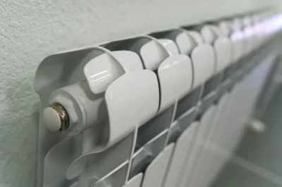 В ЛЕНИНСКОМ РАЙОНЕ РОСТОВА БЕЗ ОТОПЛЕНИЯ ОСТАЛИСЬ 12 МНОГОЭТАЖЕК