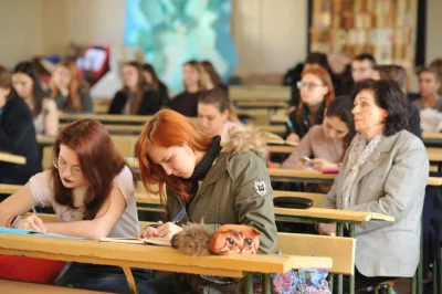 В РОСТОВСКОЙ ОБЛАСТИ КОМПЕНСИРУЮТ УЧЕБУ КАЖДОГО РЕБЕНКА ИЗ МНОГОДЕТНЫХ СЕМЕЙ