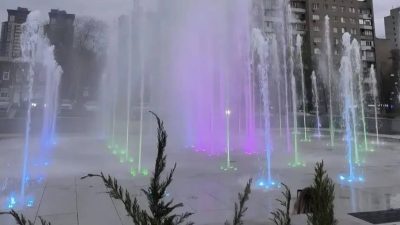 В РОСТОВЕ ОТКРЫЛИ НОВЫЙ СВЕТОМУЗЫКАЛЬНЫЙ ФОНТАН