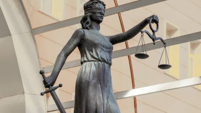 НА ДОНУ ЗАДЕРЖАЛИ ЧЛЕНОВ ОПГ С КРИМИНАЛЬНЫМ ОБОРОТОМ В 2 МЛРД РУБЛЕЙ